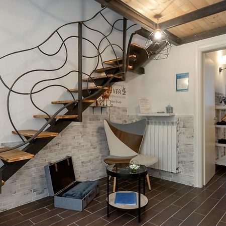 Casa Rebecca Apartment Brindisi Bagian luar foto